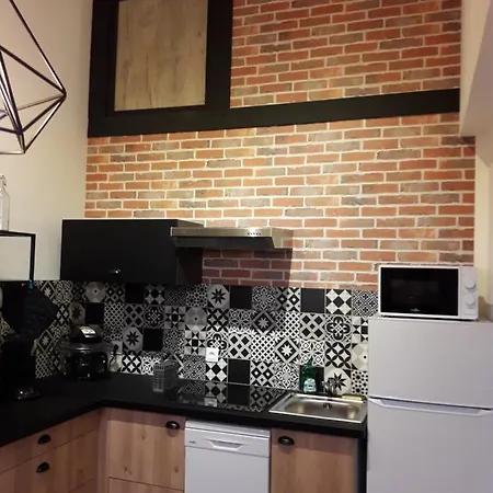 1ere Etage Dans Maison Individuelle *